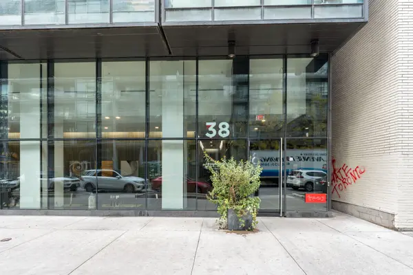 38 Stewart ST #209, Toronto C01, ON M5V 0H1
