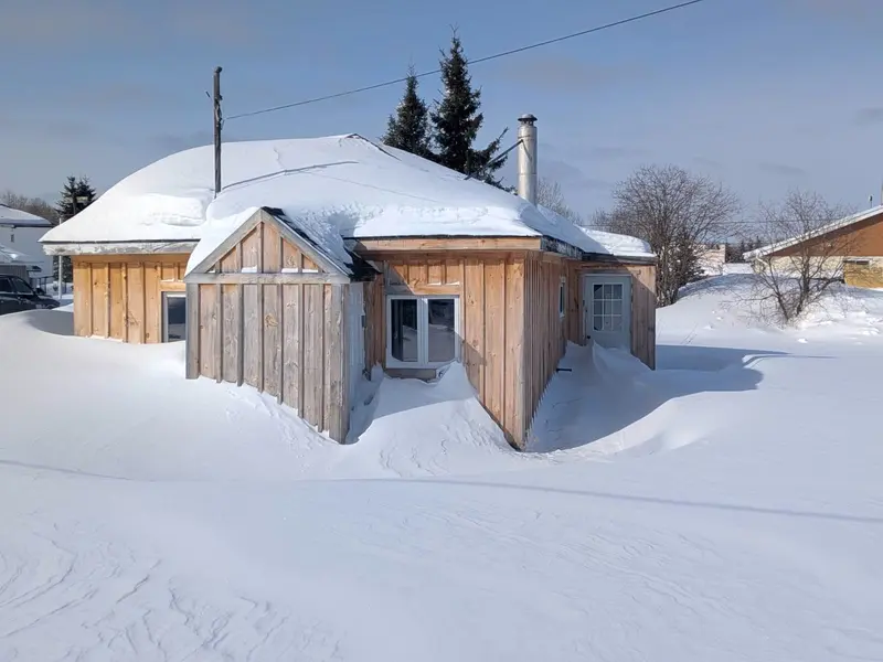 660 Euclid AVE, Black River-matheson, ON P0K 1R0