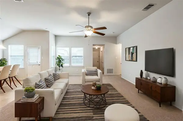 1313 Illinois Avenue, Lancaster, TX 75134