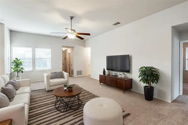 1313 Illinois Avenue, Lancaster, TX 75134