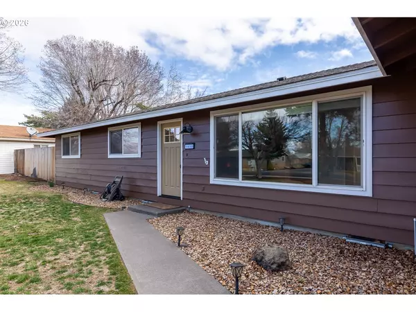 1650 SW 16TH ST, Redmond, OR 97756