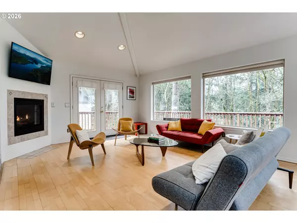 Eugene, OR 97405,2736 KISMET WAY