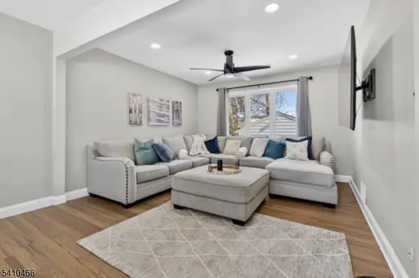 88 Harrington Rd, Clifton City, NJ 07012