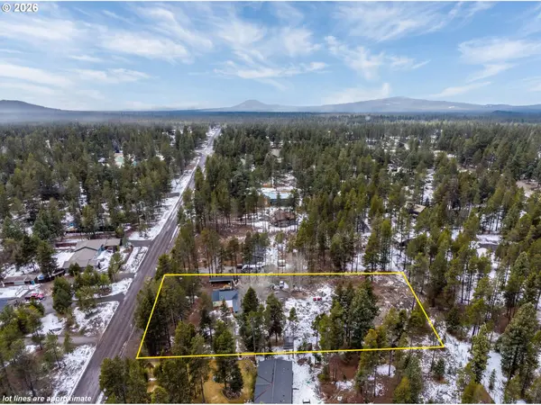 16122 LAVA DR, La Pine, OR 97739