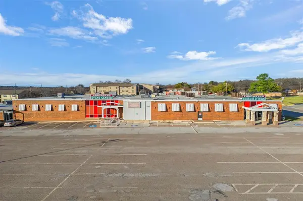 5601 E Lancaster Avenue, Fort Worth, TX 76112