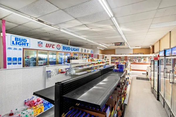 5601 E Lancaster Avenue, Fort Worth, TX 76112