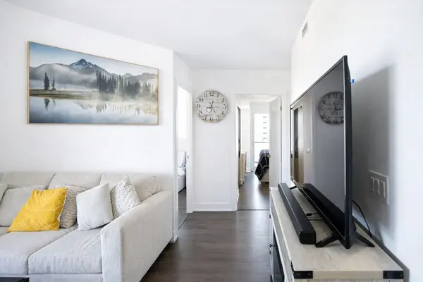 2550 Simcoe ST N #607, Oshawa, ON L1L 0R5