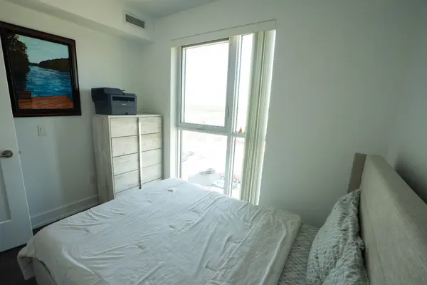 2550 Simcoe ST N #607, Oshawa, ON L1L 0R5