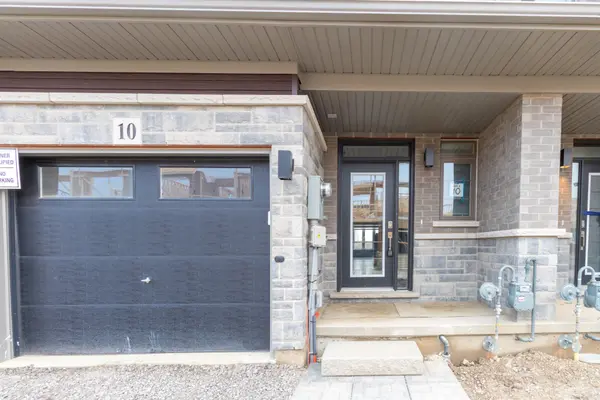 61 Soho ST #10, Hamilton, ON L8J 0M6