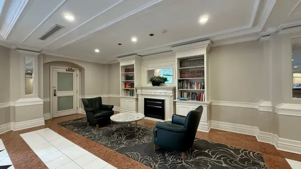 889 Bay ST #305, Toronto C01, ON M5S 3K5