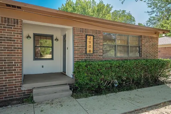 2908 Lynell Drive, Seagoville, TX 75159