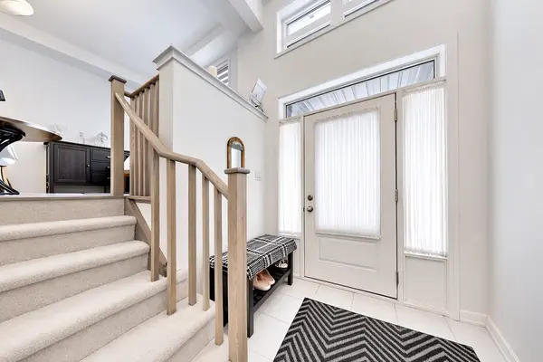 1988 Wilson RD N, Oshawa, ON L1K 3G4