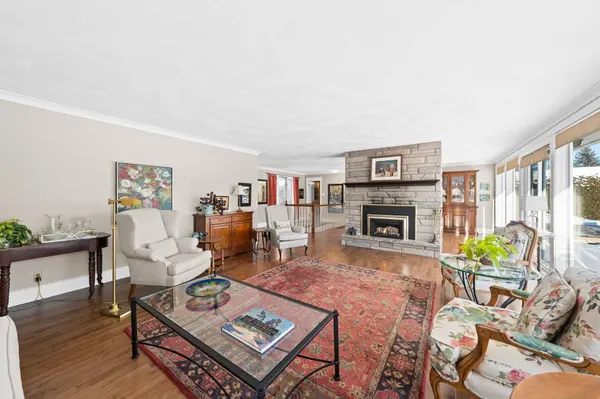 1304 Fairway DR, Manotick - Kars - Rideau Twp And Area, ON K4M 1B3