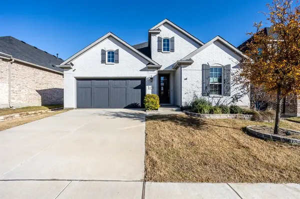 225 Glenwood Drive, Oak Point, TX 75068