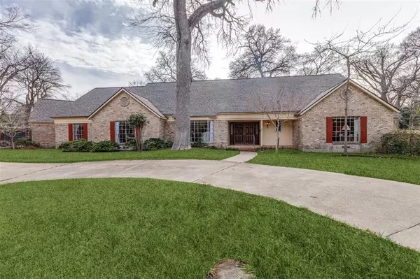 Dallas, TX 75218,1005 Forest Grove Drive