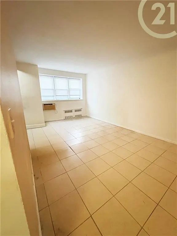 1530 East 8th ST #1J, Brooklyn, NY 11230