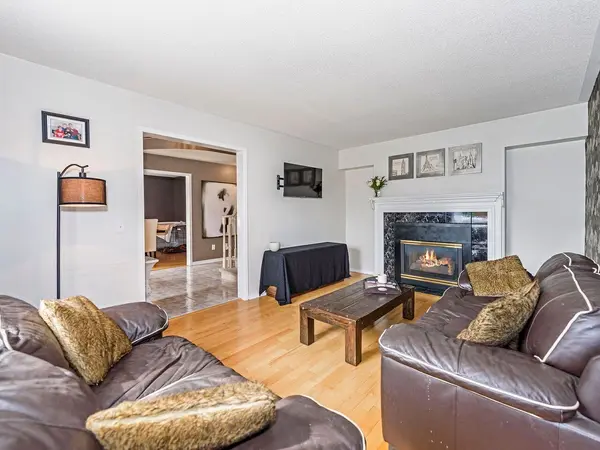 2460 Sixth Line, Oakville, ON L6H 5Z8