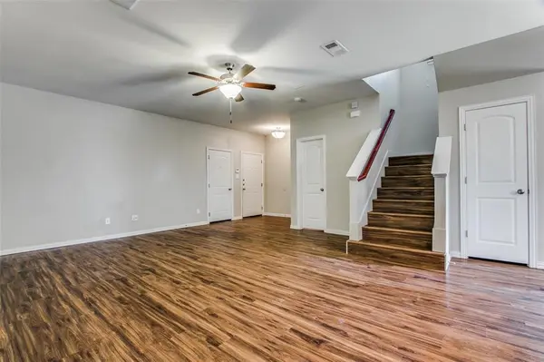 4917-4919 Sanger Circle Drive, Sanger, TX 76266