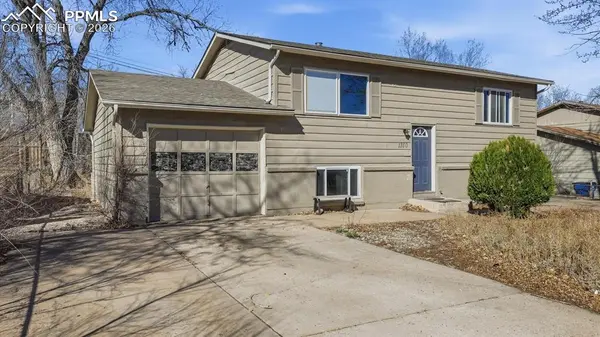 1310 Burnham ST, Colorado Springs, CO 80906
