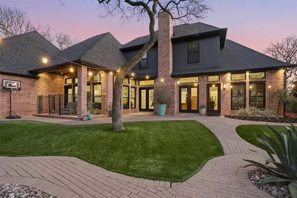 Keller, TX 76248,1109 Williamsburg Lane