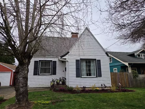 Gresham, OR 97080,415 SE ROBERTS AVE