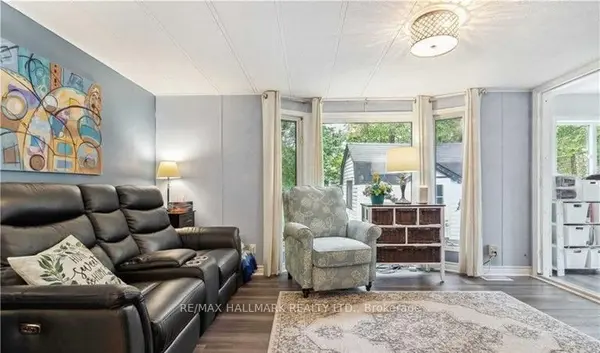 6 Prince Charles AVE, Springwater, ON L0L 1P0