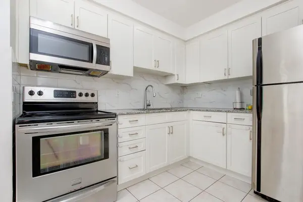 44 Franklin CT #49, Brampton, ON L6T 3Z1