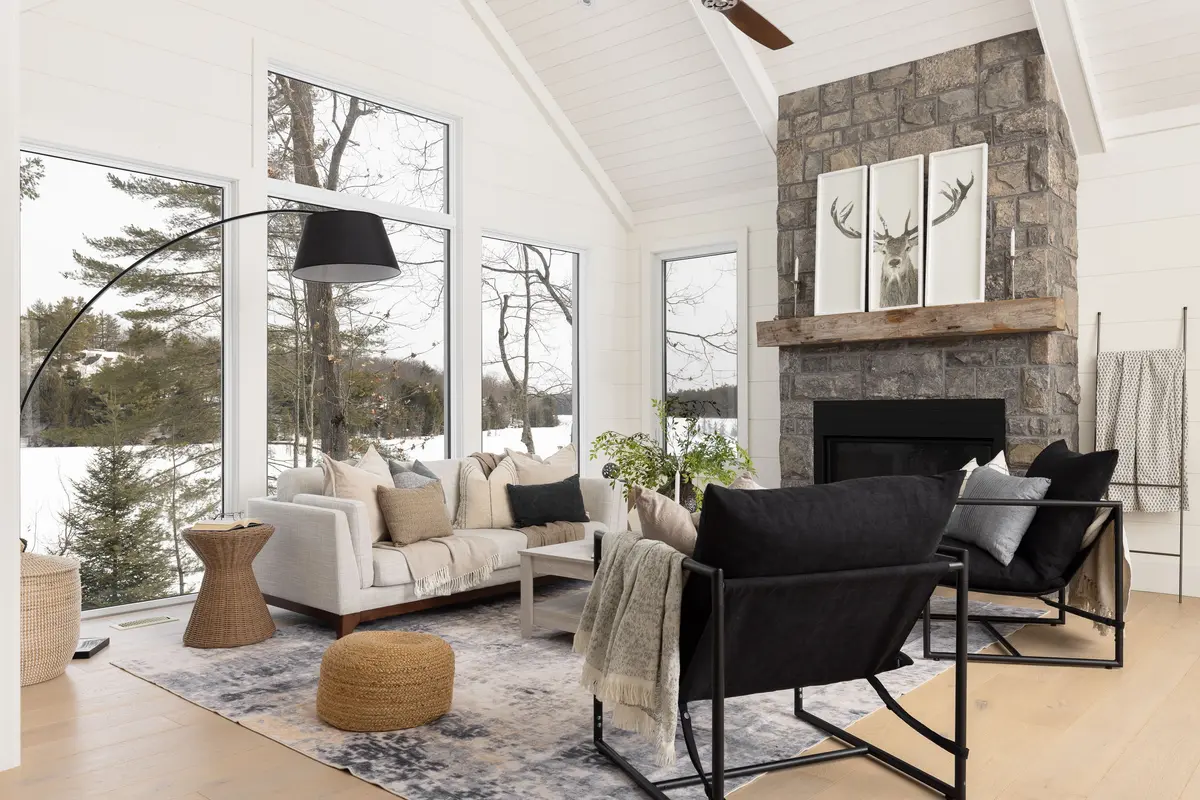 1079 Spence Lake DR, Bracebridge, ON P1L 0A1