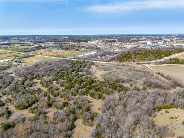 2441 TIN TOP Road, Weatherford, TX 76087