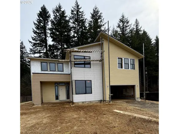 9394 N CLOVER ST, Camas, WA 98607