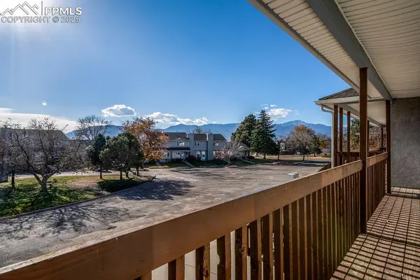 953 Brant Hollow CT, Colorado Springs, CO 80916