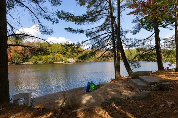 1079 Spence Lake DR, Bracebridge, ON P1L 0A1