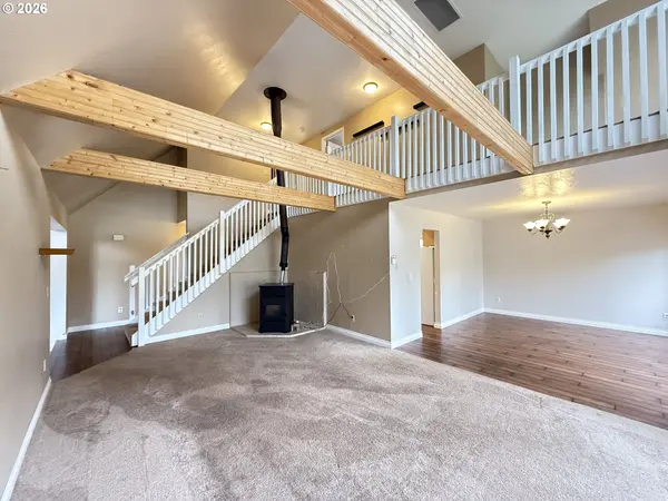 104 Pioneer Place, Lakeview, OR 97630