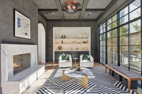 9143 Bluff Hollow Court, Dallas, TX 75220