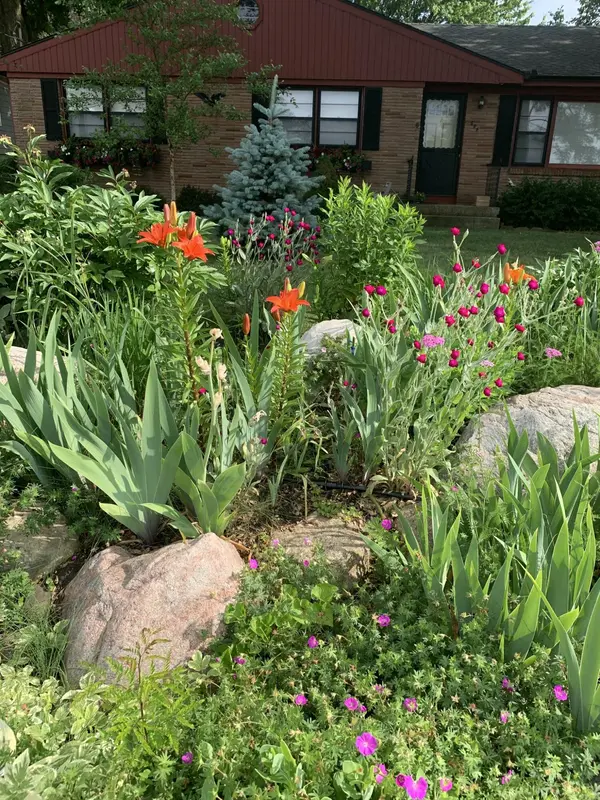 694 68th ST SW, Byron Twp, MI 49315