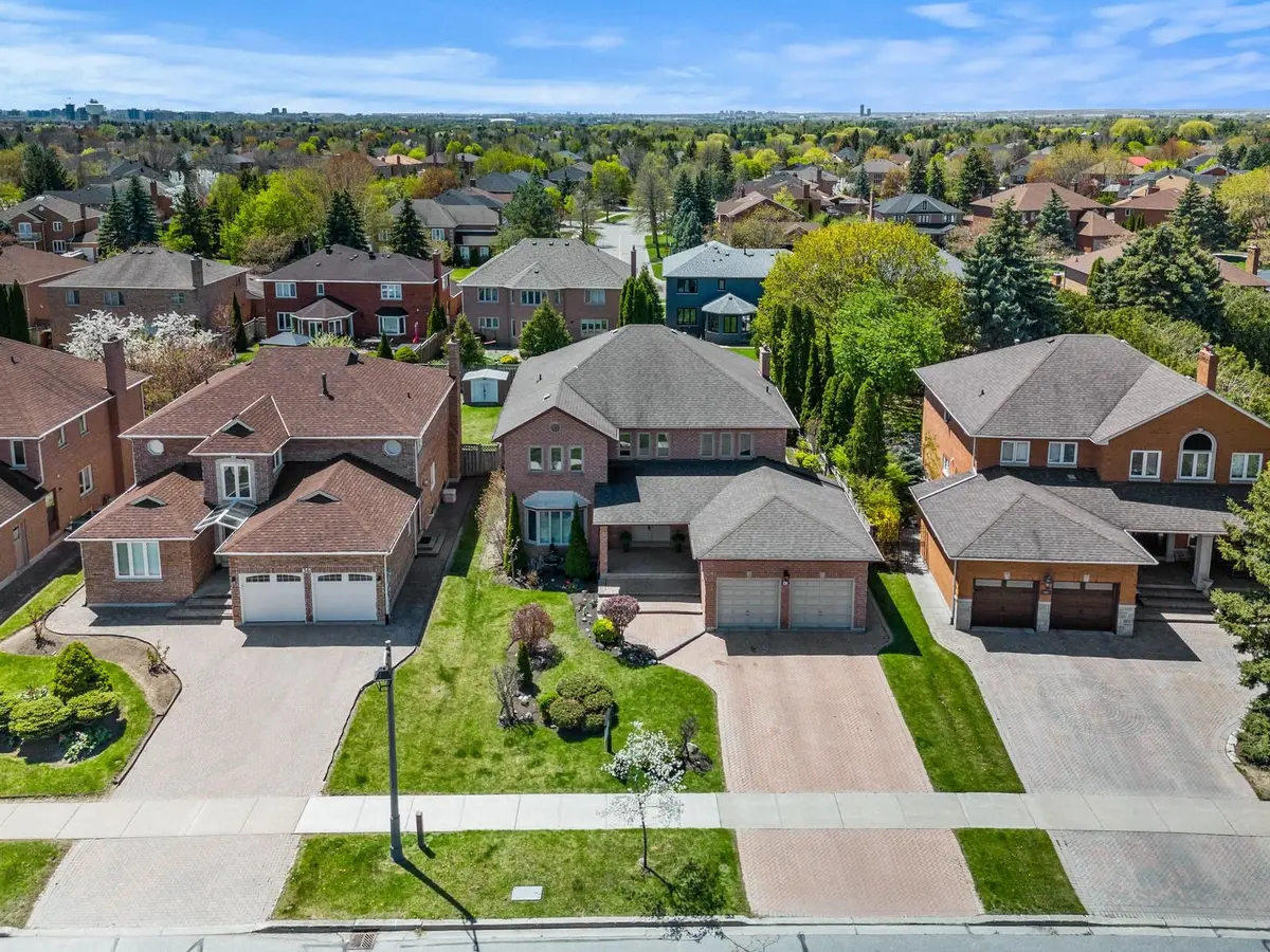 42 Columbus AVE, Vaughan, ON L4L 7G9