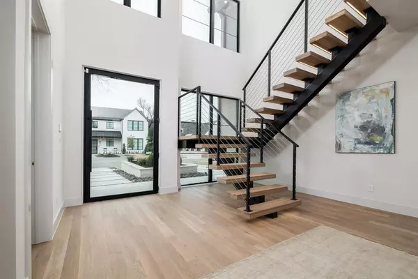 Dallas, TX 75209,4902 Wenonah Drive