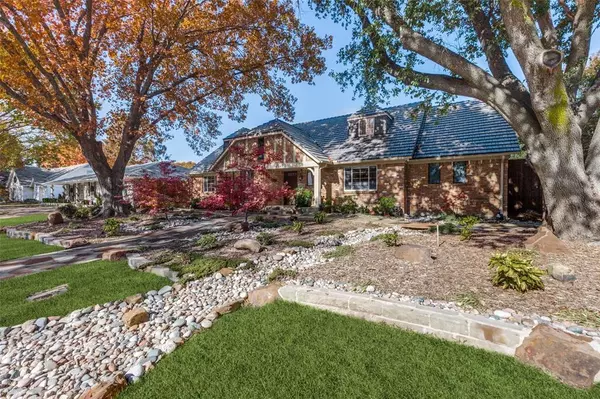 Dallas, TX 75225,7249 Ashington Drive