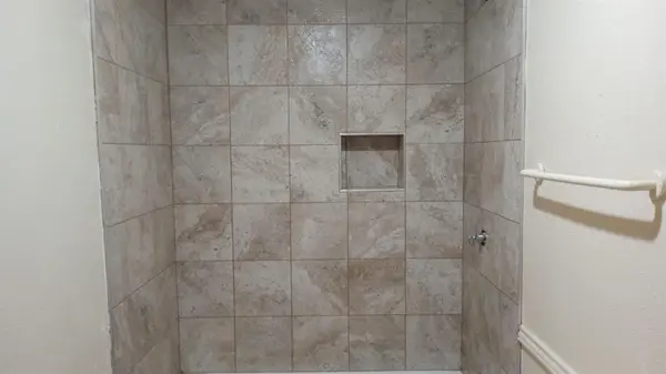 1711 W Spring Creek Parkway, Plano, TX 75023