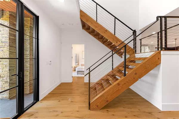 University Park, TX 75225,3233 Northwest Parkway