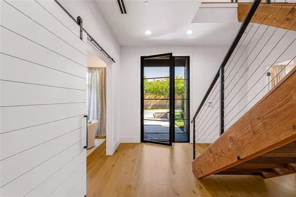 University Park, TX 75225,3233 Northwest Parkway