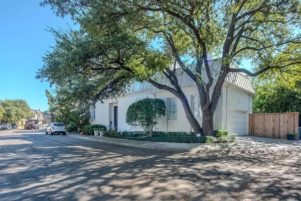 Dallas, TX 75209,3802 S Versailles Avenue