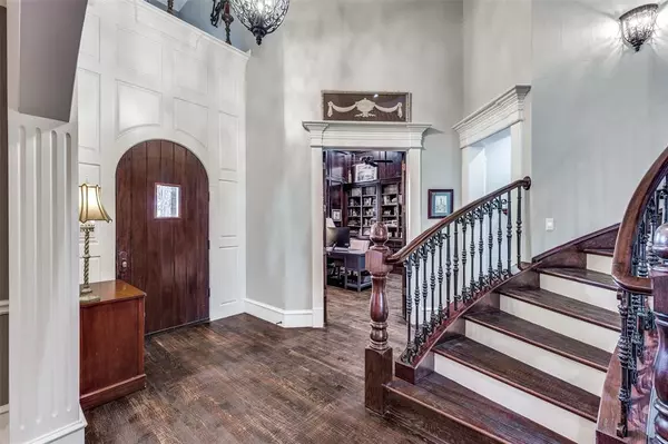 Dallas, TX 75230,6428 Lavendale Avenue