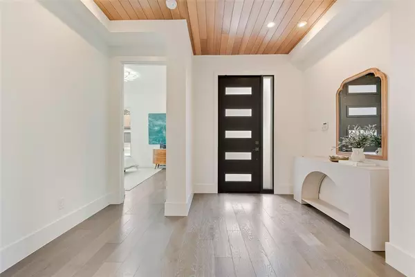 Dallas, TX 75214,6420 Kenwood Avenue