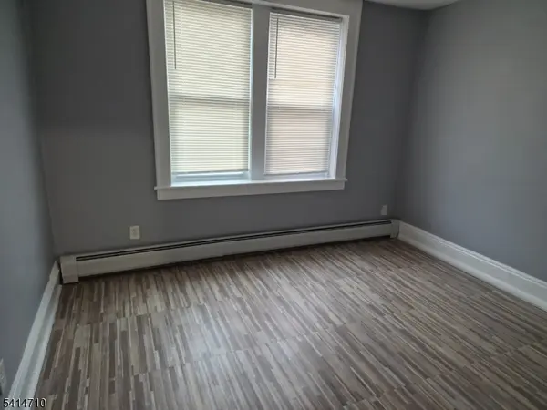 75-77 Center St #5, Clifton City, NJ 07011