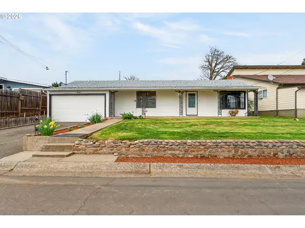 Roseburg, OR 97470,262 NW CECIL AVE