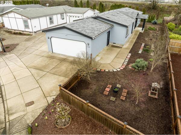 2569 MAIA LOOP, Springfield, OR 97477