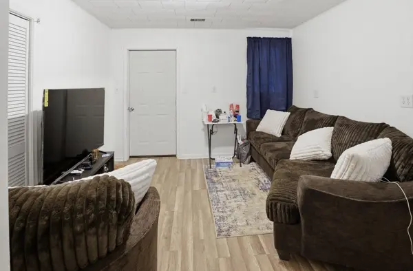 107 S Crystal AVE, Benton Twp, MI 49022