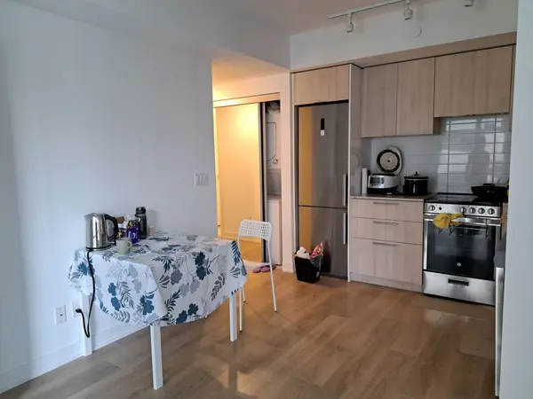 18 Maitland TER SE #1203, Toronto C01, ON M4Y 0H2