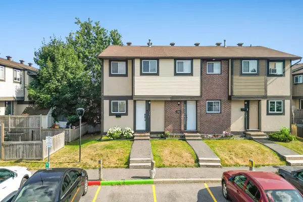 2761 Pimlico CRES, Blossom Park - Airport And Area, ON K1T 2A7